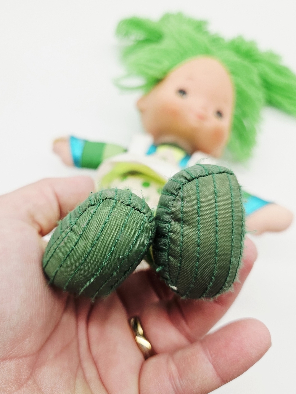 VINTAGE | 1983 80s Hallmark Rainbow Brite Patty O'Green doll - Picture 8 of 9